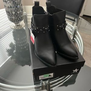 NWT Primadonna Collection Faux Leather Ankle Boots